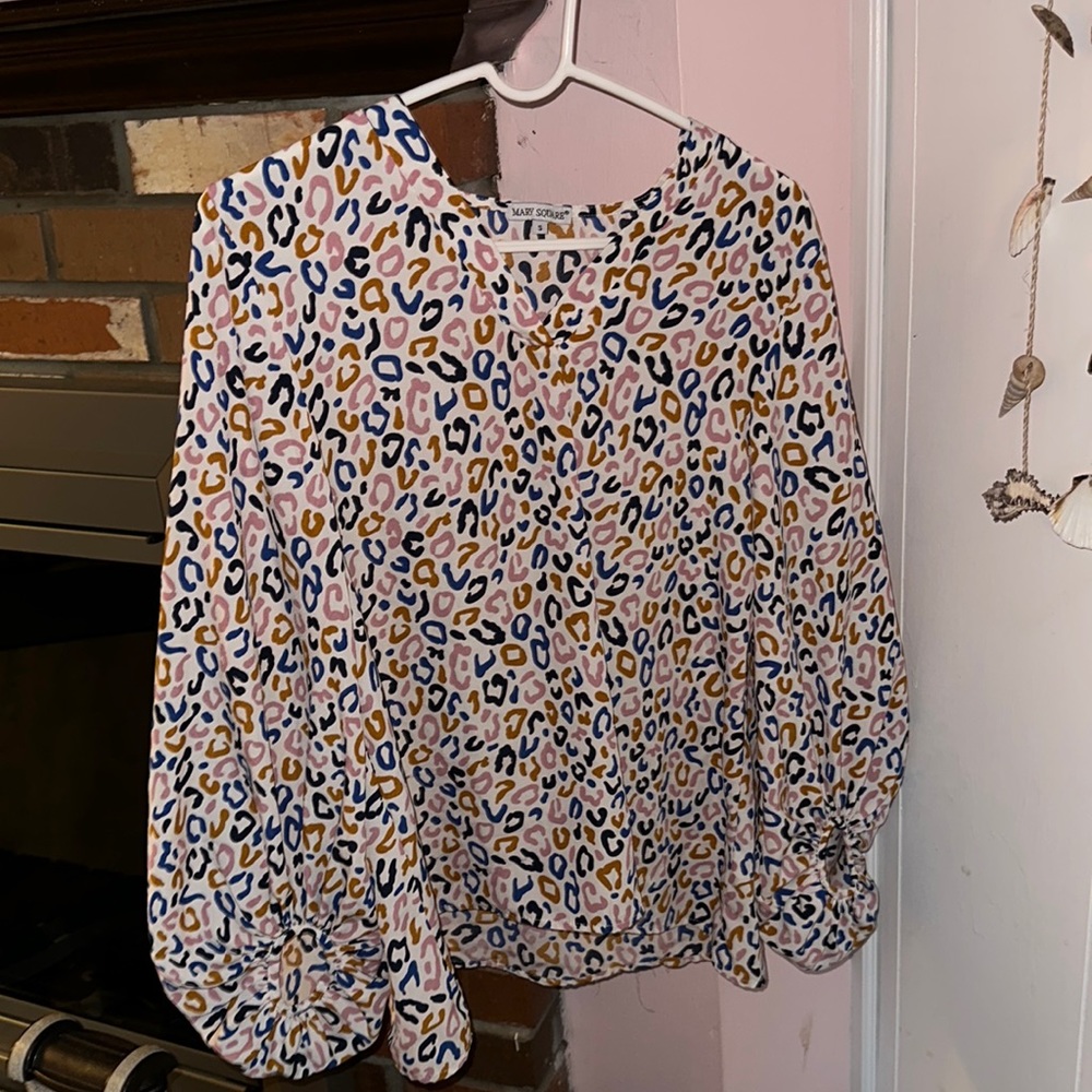 balloon sleeve silky blouse